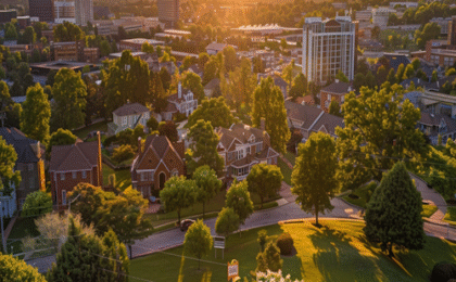 The Role of Photography and Virtual Tours in Selling Your Home